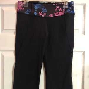 **SOLD** lululemon athletica capri